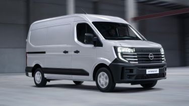 2024 Nissan Interstar - front